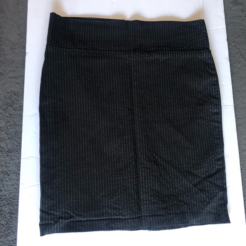 5 For $25new Windsor Pinstriped Stretch Skirt